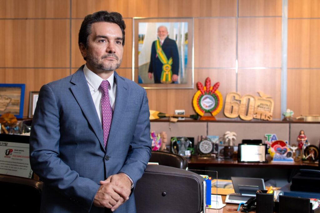Celso Sabino afirma compreender saída do Turismo e mira eleição ao Senado em 2026