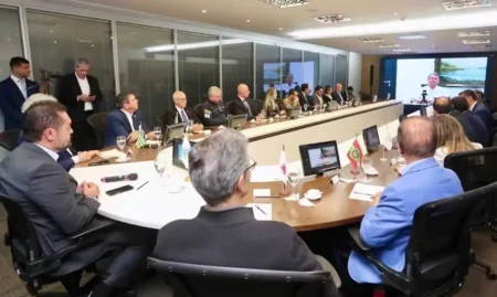 Primeiras pesquisas de 2026 mostram governadores em situações opostas na corrida pela reeleição
