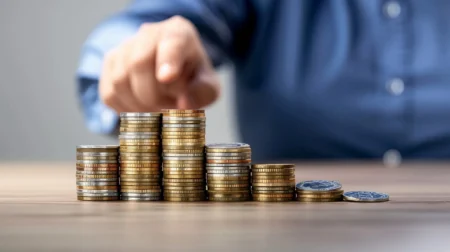 Fundos imobiliários projetam dividendos de até 22% em 2025; HCTR11 lidera ranking