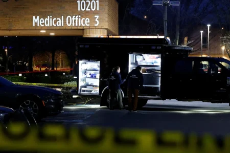 Agentes federais disparam contra casal em Portland; vítimas estão hospitalizadas