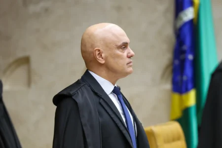 Moraes nega planos de trabalho para ex-comandante da Marinha e general do Exército presos por tentativa de golpe