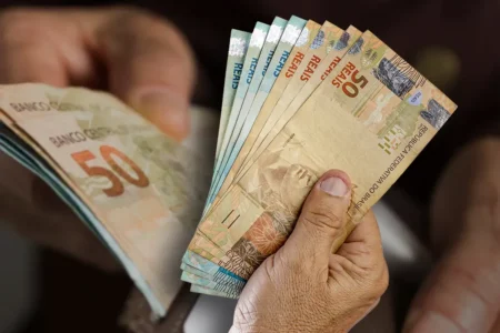 Justiça libera R$ 1,4 bilhão do INSS para 87 mil segurados