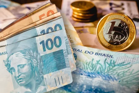 Caixa libera novo saque de até R$ 6.220 a partir desta quarta-feira (04)