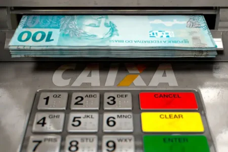 CAIXA libera saque extra de R$ 2.900 para nascidos em janeiro com prazo até 31 de março