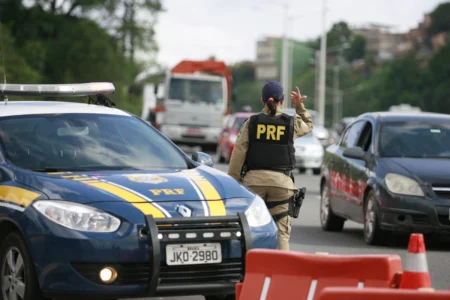 Concurso PRF 2026: Próximos editais avançam com novas vagas para policial e administrativo