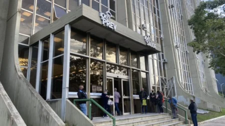 Concurso IPE Prev RS abre 121 vagas com salários de até R$ 10 mil no Rio Grande do Sul
