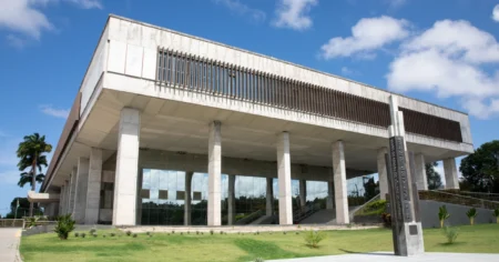 Concurso TJ CE 2026 abre 12 vagas de nível médio para Técnico Judiciário com salários acima de R$ 5 mil