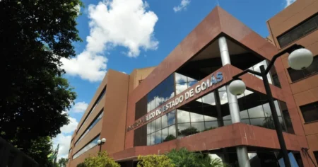 Concurso MP GO reaplica provas subjetivas em agosto; salários de até R$ 41,8 mil